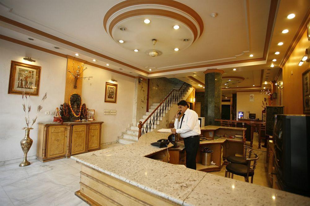 Hotel Parkway Deluxe Нью-Дели Интерьер фото